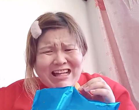 吐槽网红小潘潘,网红小潘潘和原版对比