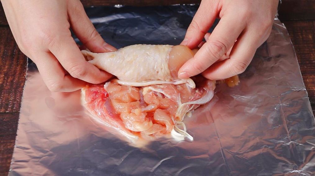 不用调料简单做鸡腿,不用油做的鸡腿怎么做最好吃