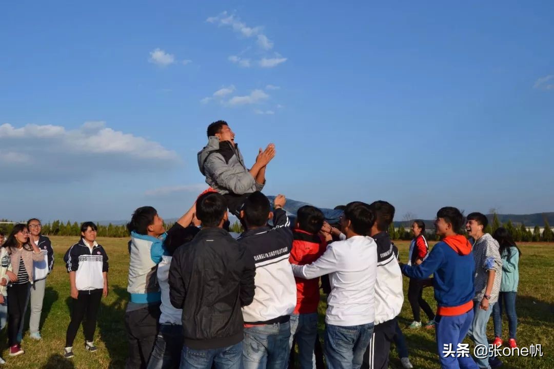 昆明黄冈实验中学高考分数,昆明黄冈实验中学招生简章
