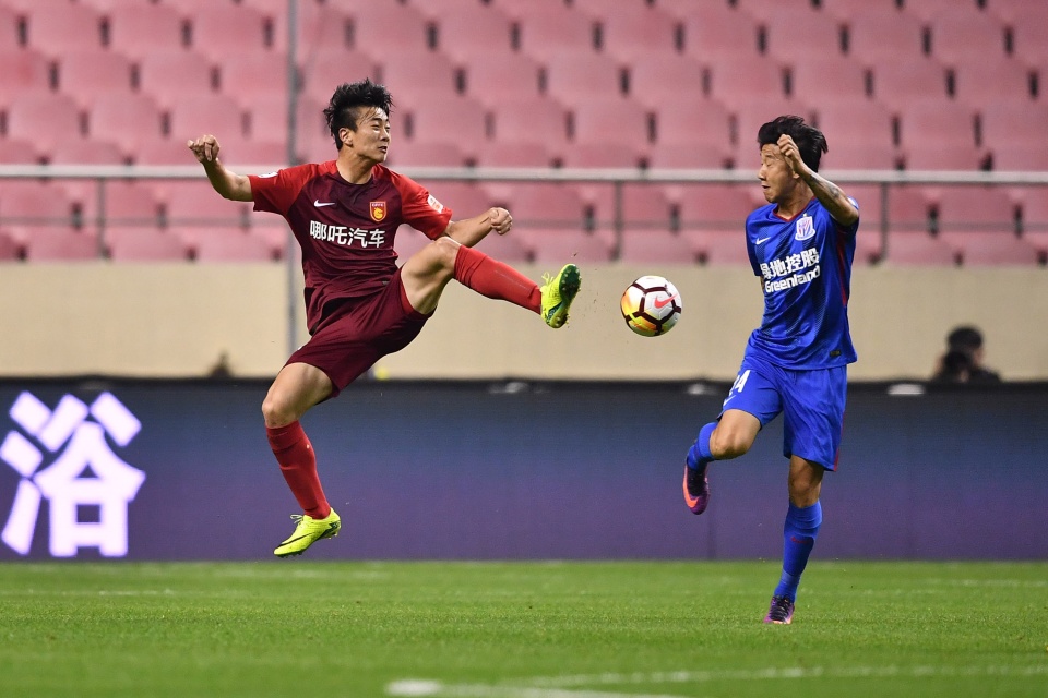 昔日U23政策第一人如今无球可踢，球队重组残阵参赛也不给他报名