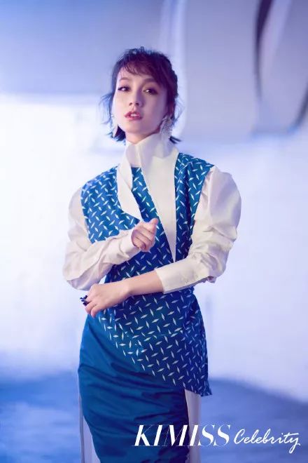 沈梦辰和吴昕在闲鱼上卖东西,沈梦辰和吴昕闲鱼