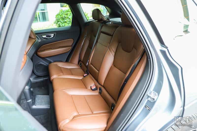 沃尔沃xc60插电混动2022年升级,沃尔沃xc60纯电值不值得买