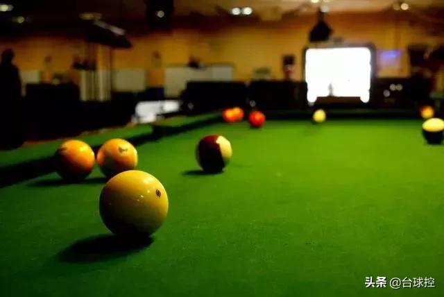 台球怎么打大角度球,台球大角度和小角度球怎么打