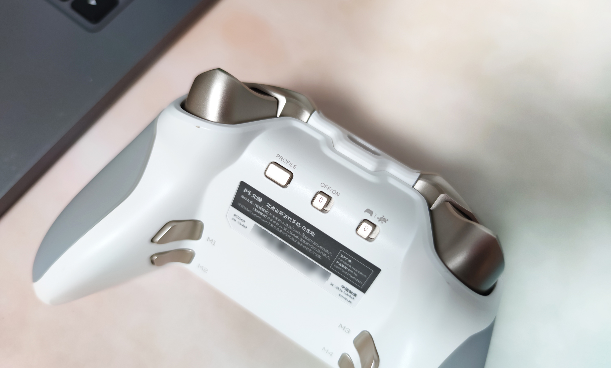 北通宙斯手柄白金版初体验,北通宙斯switch