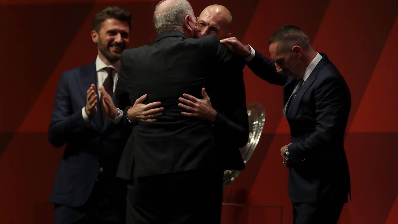 赫内斯谈罗本续约,赫内斯加盟德甲