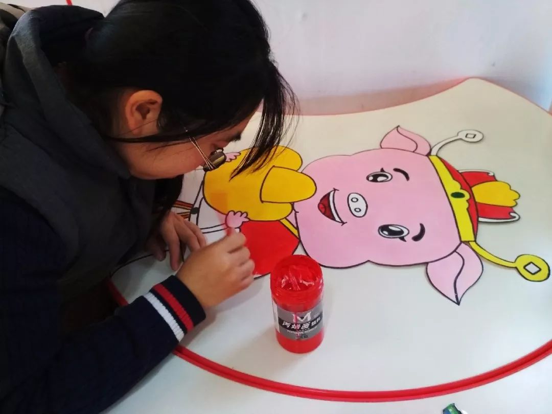 新年就是这个“味”！请看淘乐思里的红红与火火