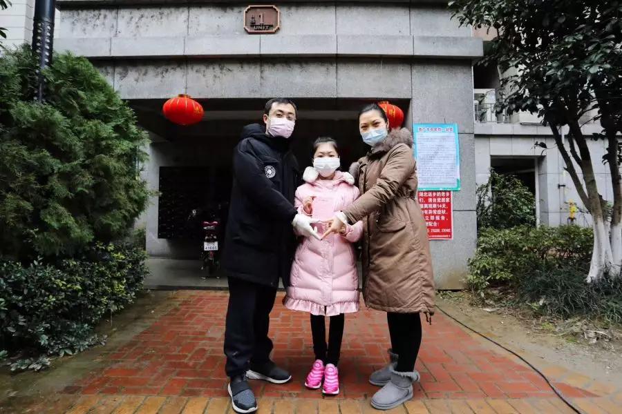 “解除隔离啦！谢谢你们！”14天的温暖守护！我们在一起！