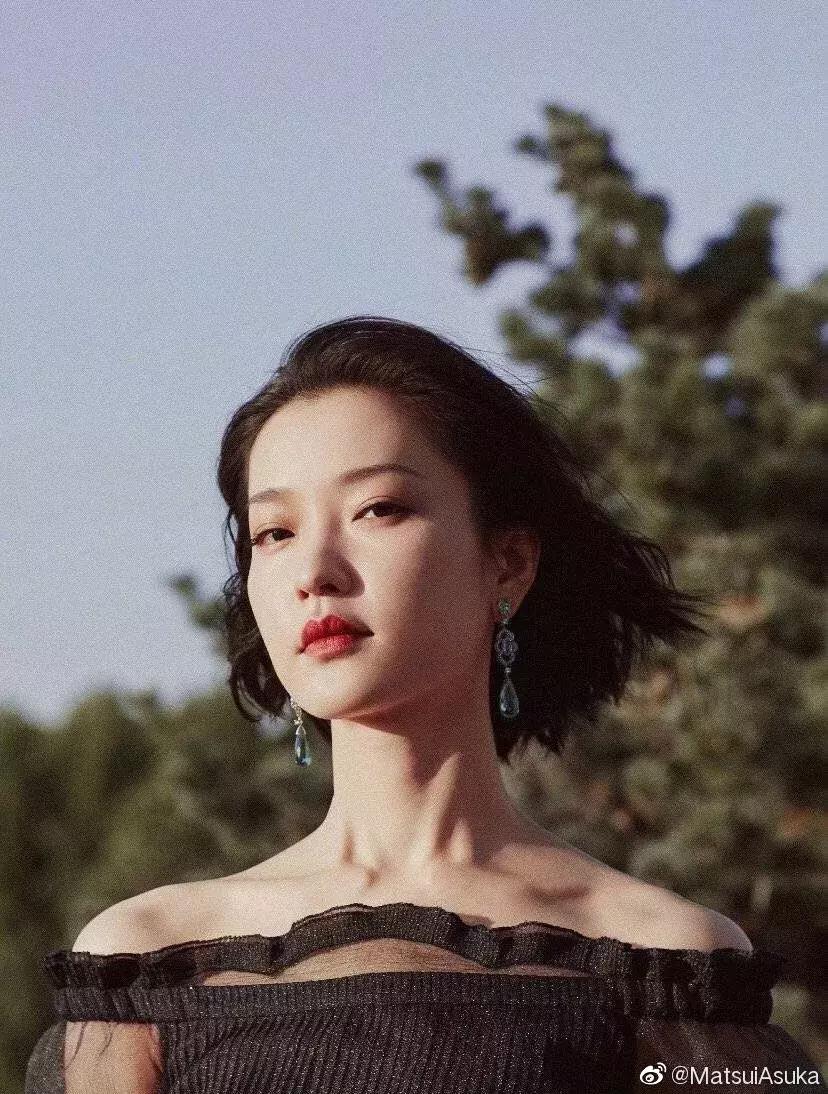 狐狸系穿搭,狐狸系女生适合的穿衣风格