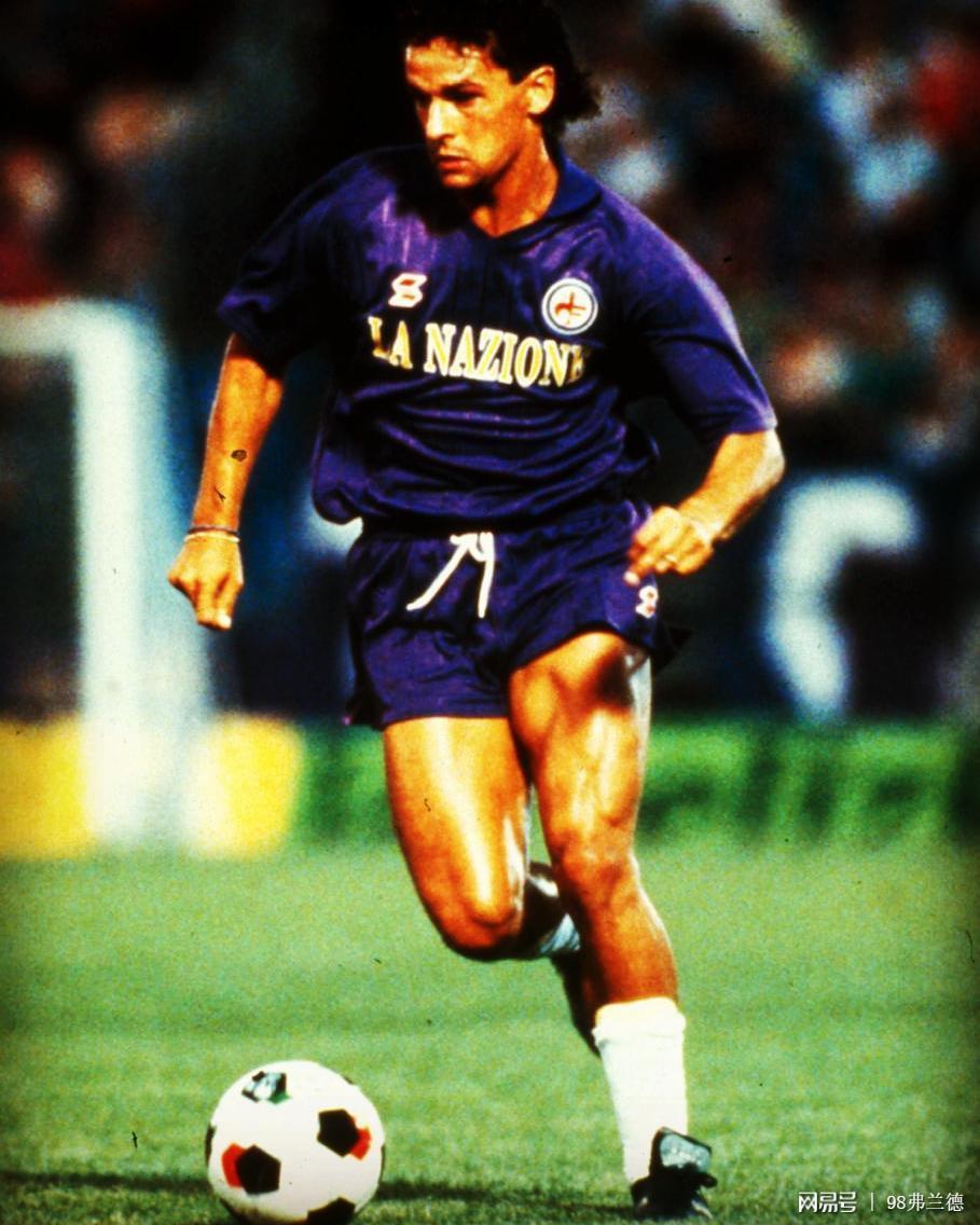 世界传奇足球球星,世界足球十大传奇人物