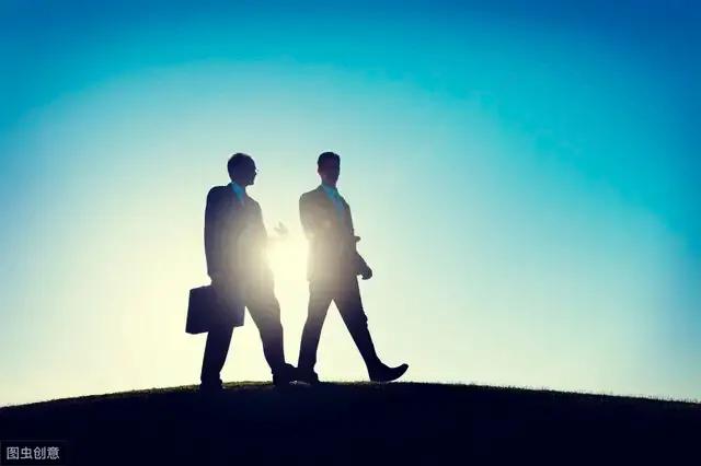 想创业,还不知道做什么的朋友有福了,月入三十万没有问题