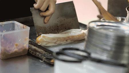 豆浆油条品类赛道：毛利率60%，净利润40%