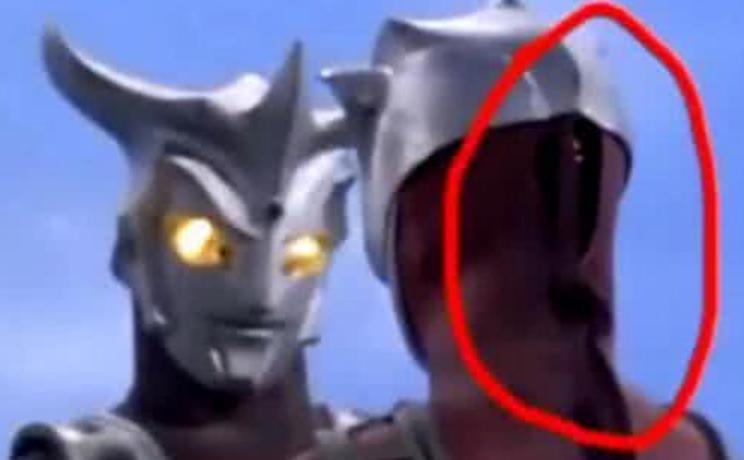 笑到胃疼的穿帮视频,笑到大牙的穿帮镜头