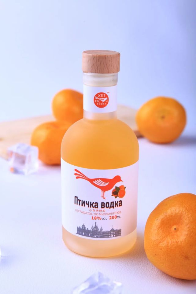 小鸟伏特加怎么样好喝,小鸟伏特加和江小白哪个好喝