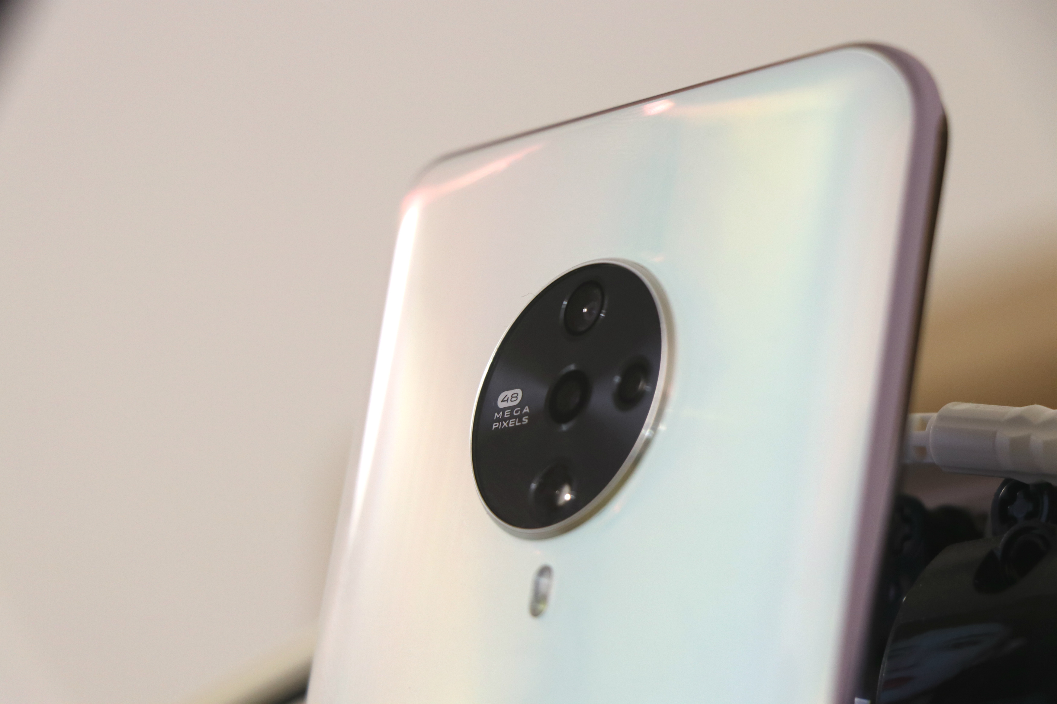 vivos6又曝亮点轻薄机身,vivos6性能提升