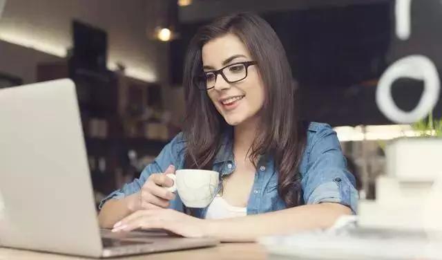 铁路专业铁饭碗,十大热门专业好就业待遇好