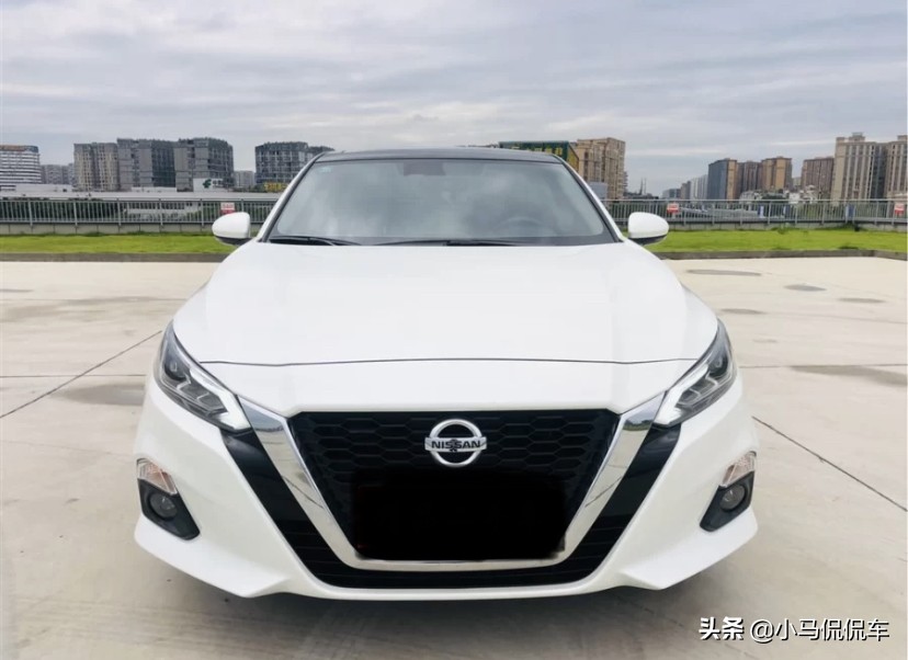 21款天籁2.0舒适版开8500公里,16万买天籁2.0自然吸气