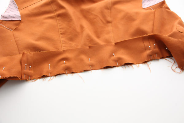 连衣裙松紧腰带缝制方法,一件连衣裙裁剪方法