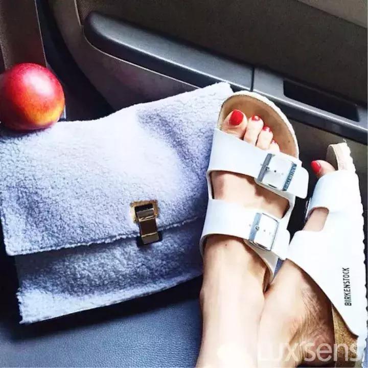 eva鏃跺皻鍗氫富,eva鍗氫富鍖呭寘