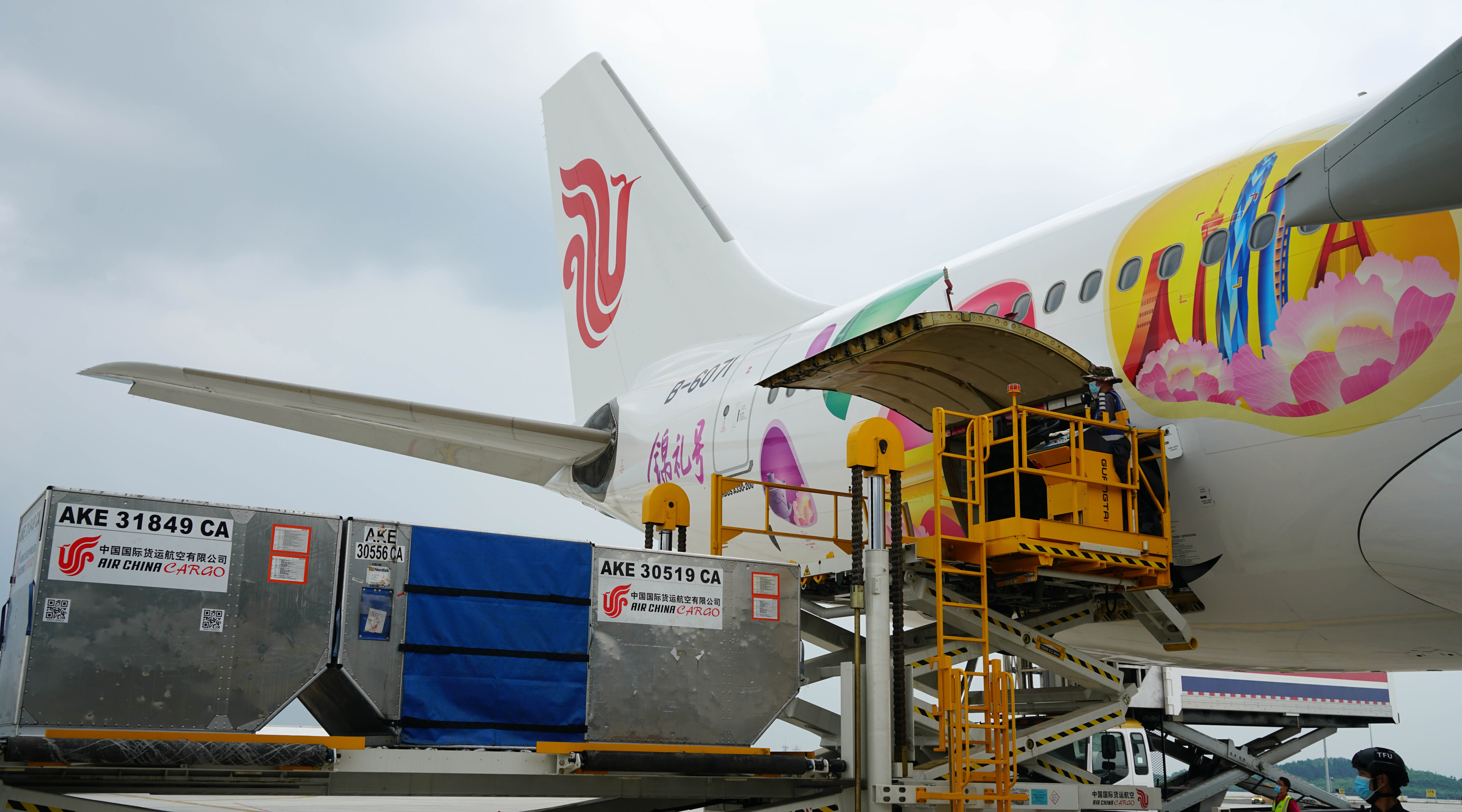 神鸟比翼天府国际机场正式投运,天府机场将开航投运