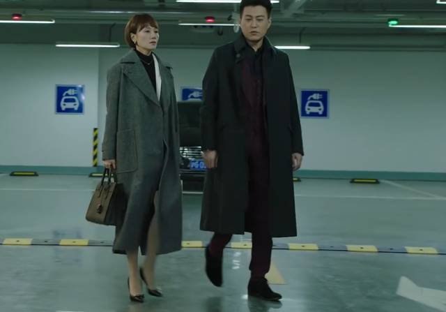 3年后才读懂《我的前半生》：唐晶，太能干的女人没好命