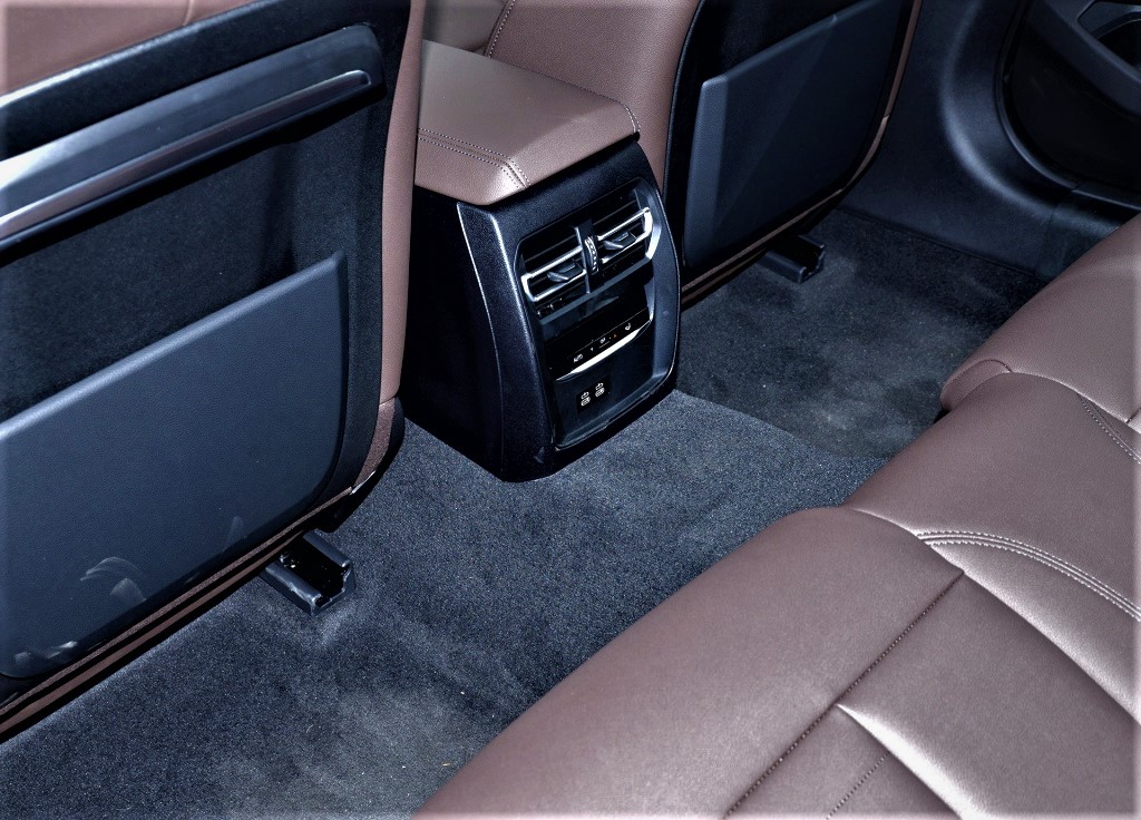 超酷高科技车,超酷科技风的车