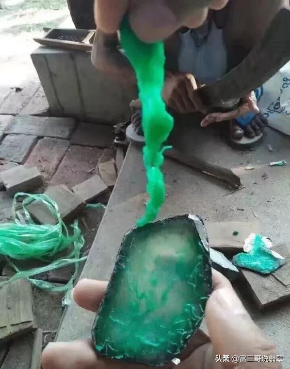 缅甸翡翠卖99,缅甸翡翠市场开放后翡翠会便宜吗