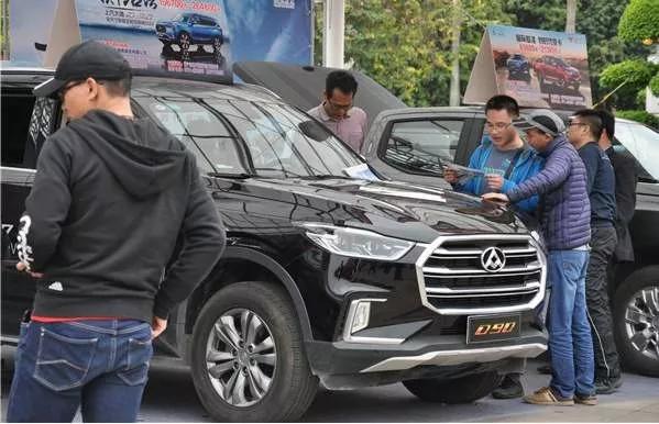 浜旇彵瀹濋獜涓轰粈涔堥偅涔堝浜哄綋绁炶溅,瀹濋獜浜旇彵绁炶溅