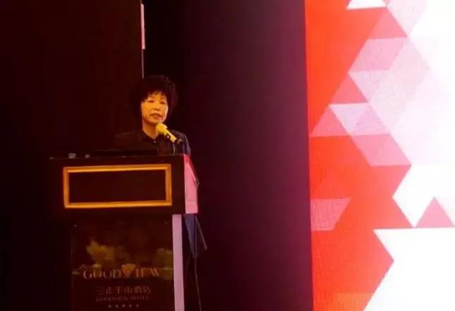 60岁女董事长法院一审判无罪，“农牧第一股”易主后已改头换面