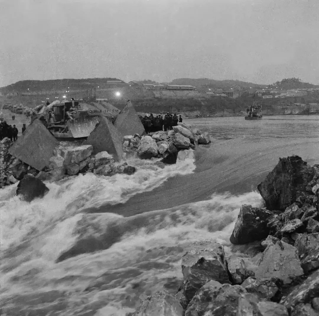 葛洲坝发展史简介,葛洲坝详细历史