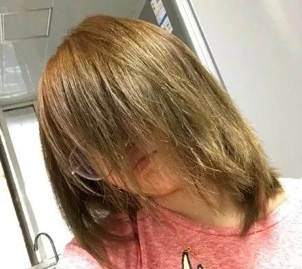 自己在家染发怎么操作,在家染发纯天然染发剂