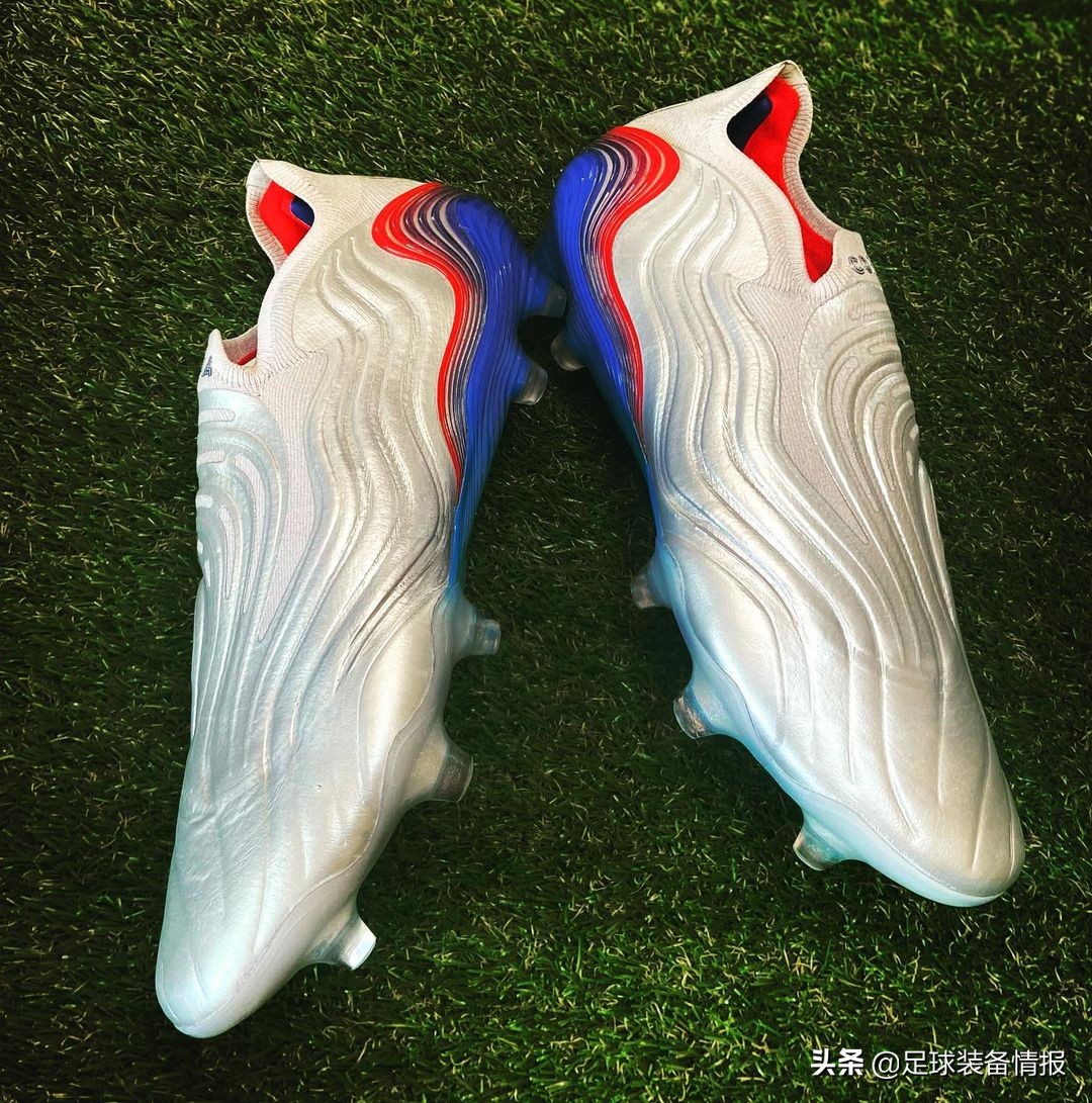 阿迪达斯2020欧洲杯球鞋,阿迪达斯足球鞋欧洲杯配色