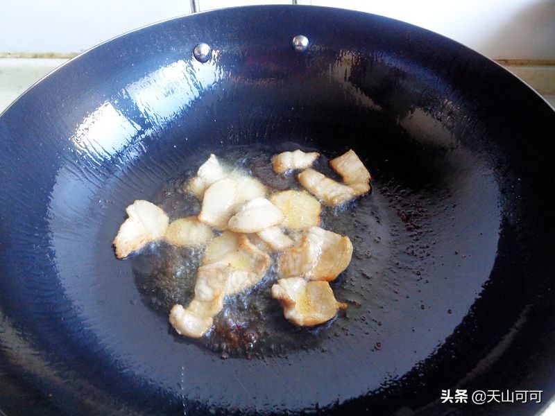 鍗堥鑲夌倴鐧借彍绮夋潯,鍗堥鐧借彍绮夋潯