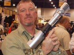 4把强力*伤杀**的枪，能撕碎犀牛的*鹰沙**排最后，第一到底有多恐怖？