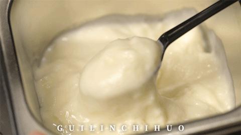 桂林奶茶店探店拍照,性冷淡风奶茶店拍照墙布置