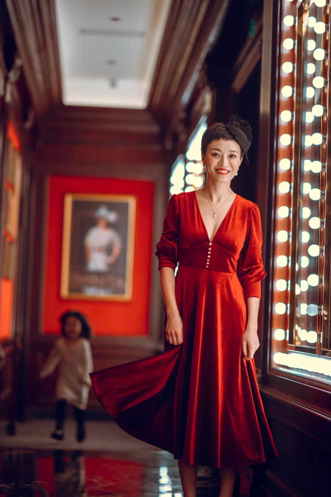 都说时尚是十年一轮回,不得不说时尚真是个轮回