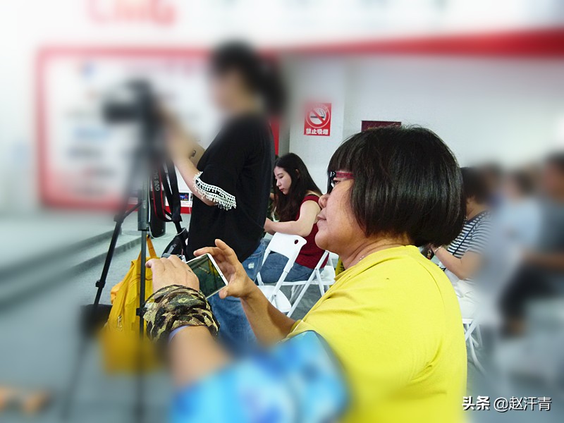 子云百年 风范永存