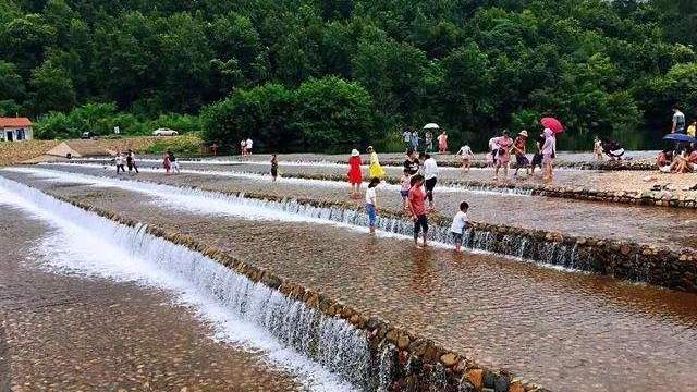 绍兴新昌梯田瀑布,浙江绍兴新昌瀑布