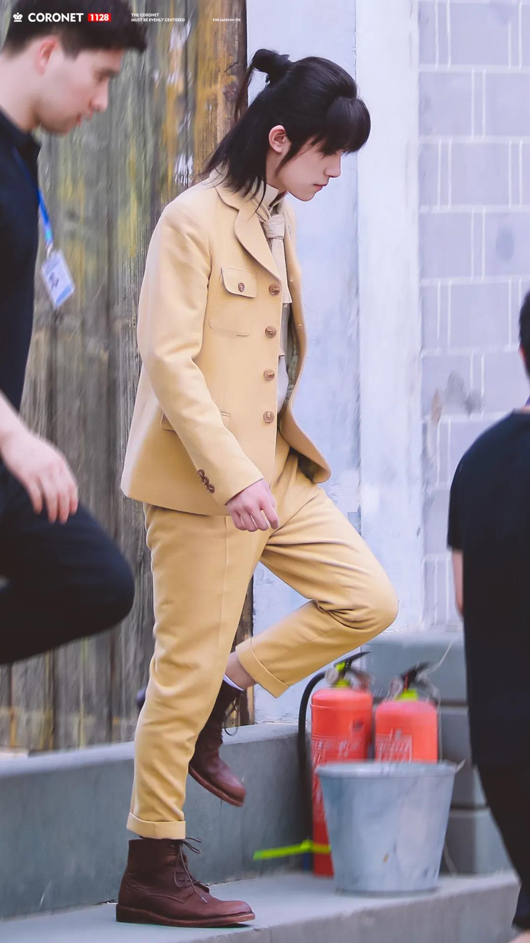 这个杀手真会穿？民国自带“T台走秀”风阿易杀手穿搭大盘点！