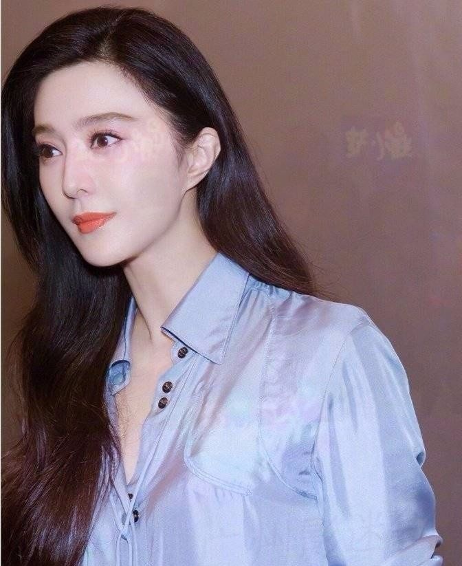 最新范冰冰机场穿搭工装裤,范冰冰加厚西裤