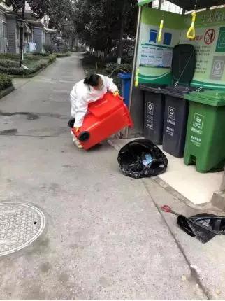 战疫情90后勇担当,90后抗疫情白衣天使事迹