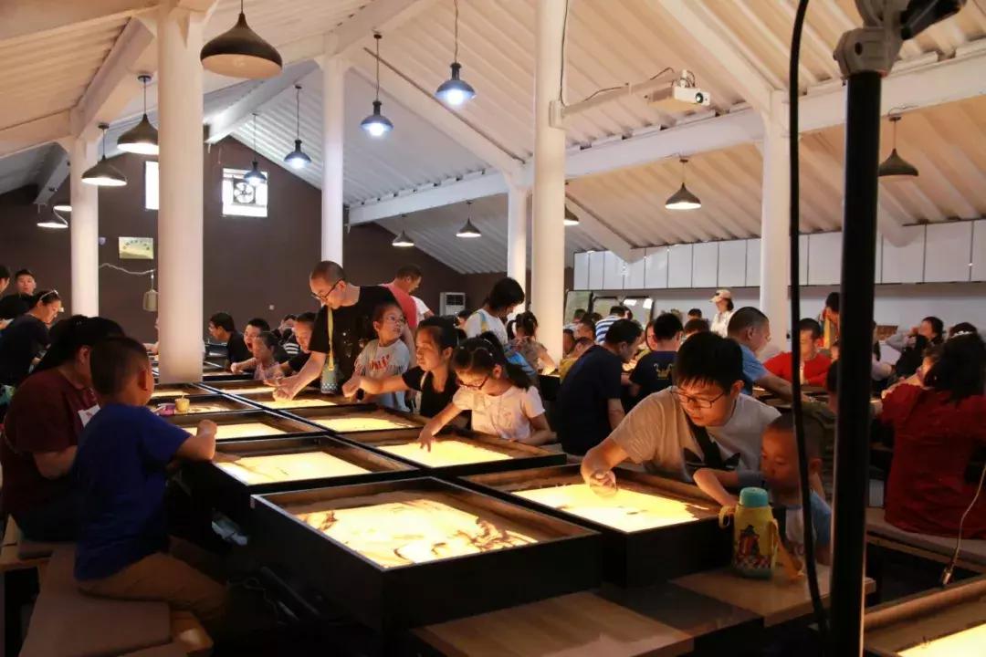 一沙一世界沙画制作,沙画特效一沙一世界