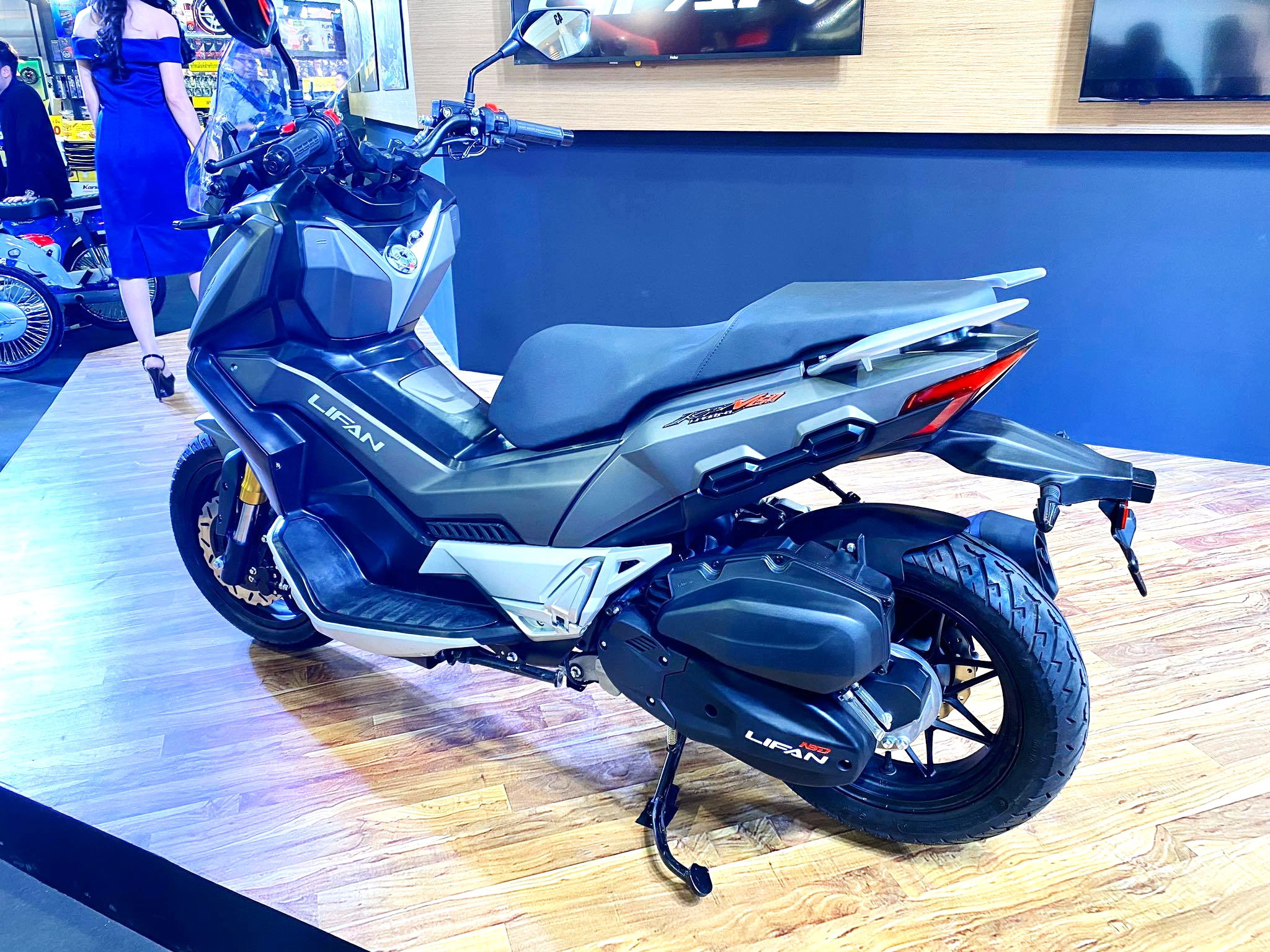 力帆在泰国展示全新的KPV150越野踏板