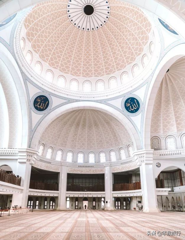 胡静豪门的生活,胡静的现实生活