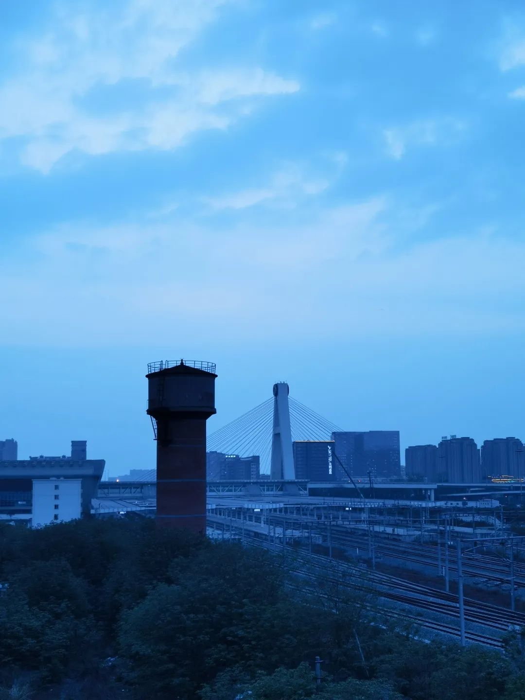 什么时候能爬塔,啥时候可以爬塔