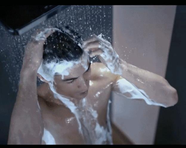 c罗梅西代言洗发水,清扬洗发水广告c罗