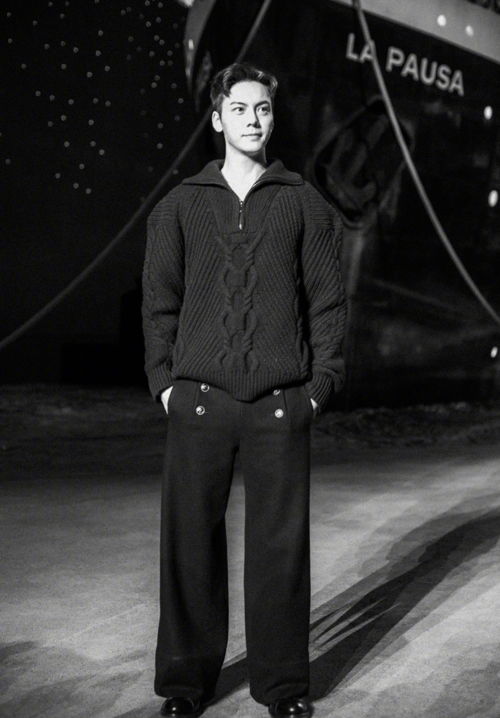 陈伟霆穿的束脚裤,陈伟霆是不是有荷尔蒙爆棚的赶脚