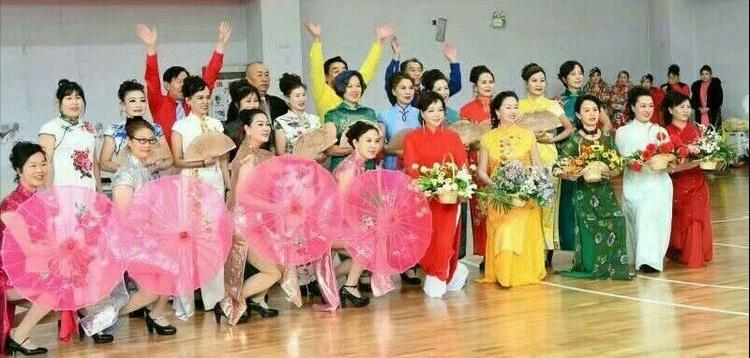 百合艺术团舞蹈视频,百合镇舞蹈队表演视频