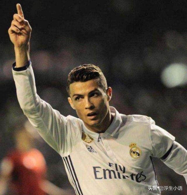 人生若只如初见c罗,c罗前女友伊莲娜2016维密走秀眼神