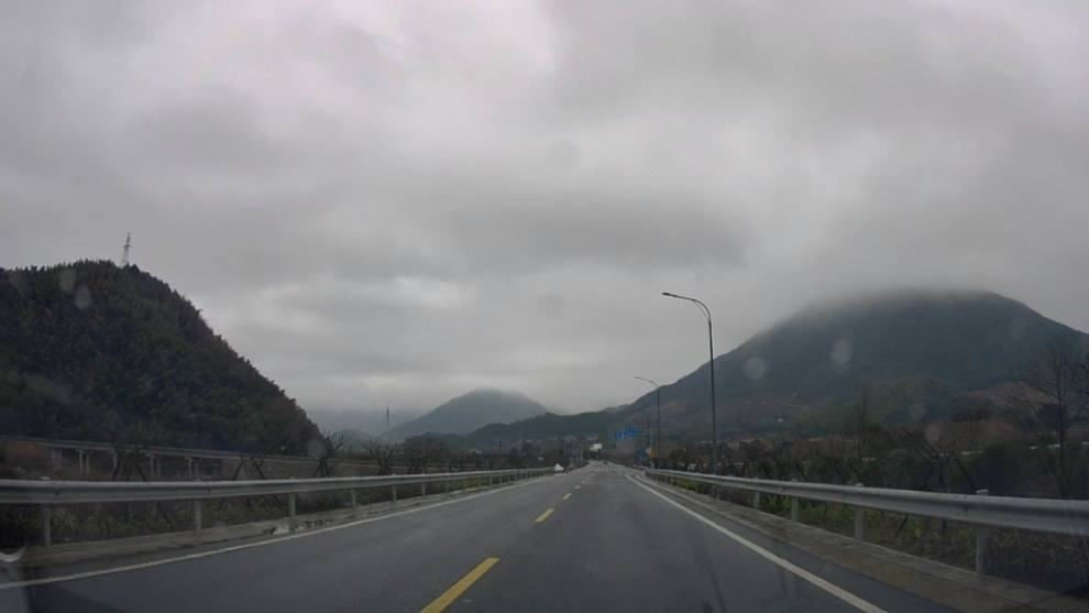 最清晰的高端4k双摄行车记录仪,4k行车记录仪拍摄视频