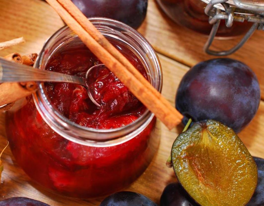 李子适合肠胃不好的人吃吗,李子可促进肠道消化吗